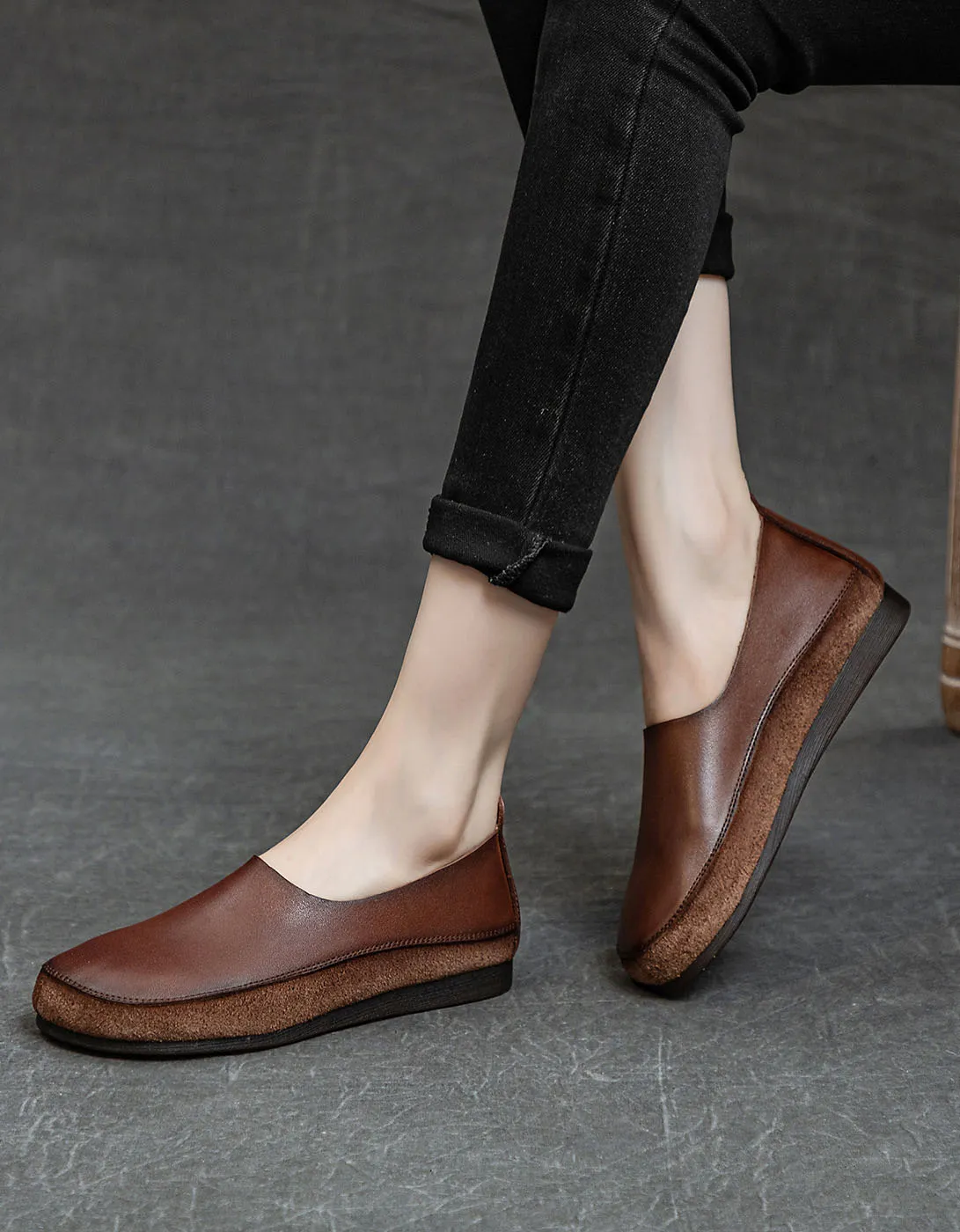 Comfortable Soft Leather Slip-on Retro Flat Shoes 35-41