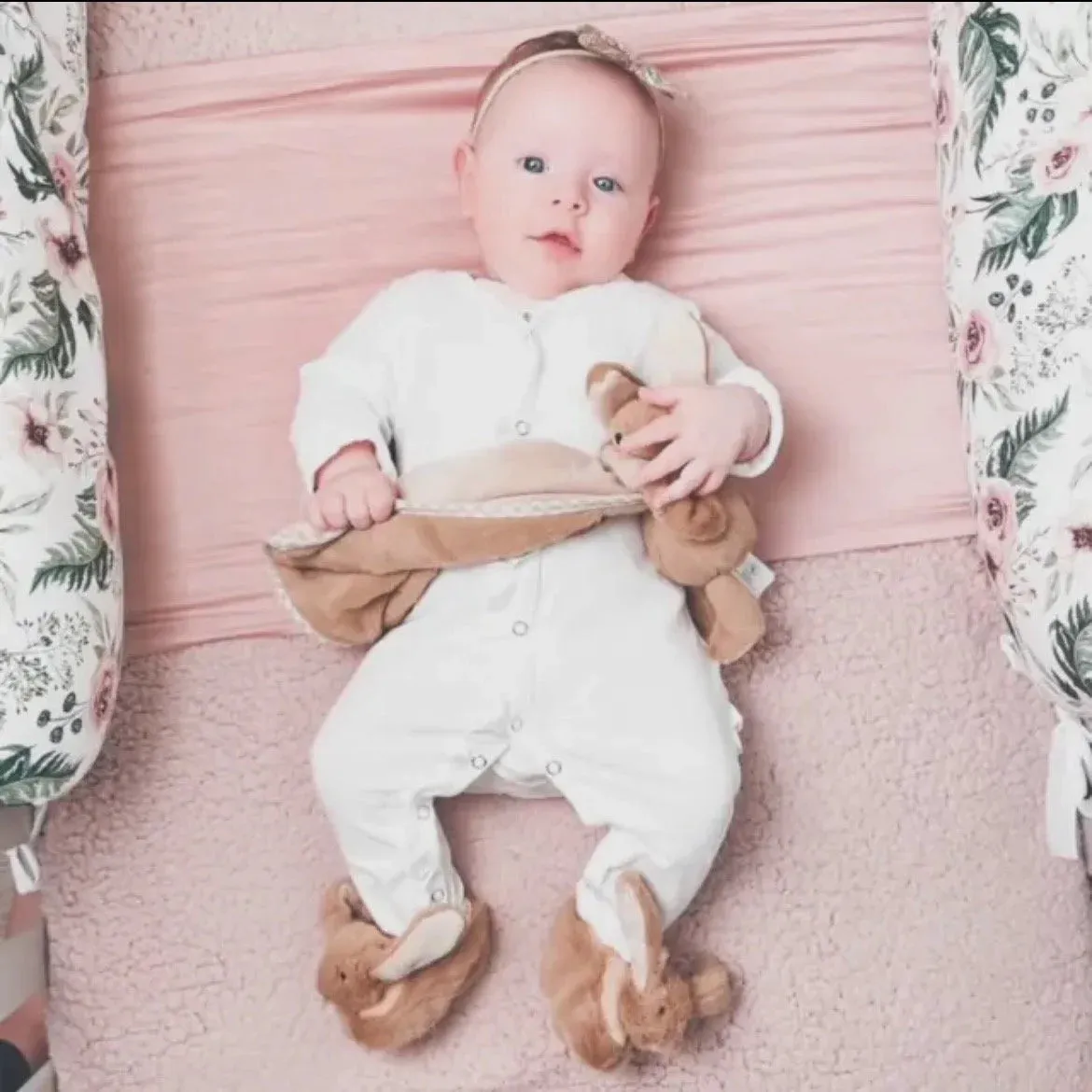 Soft Animal Baby Bunny Booties Slippers, baby bunny rabbit soft newborn baby booty slippers, Gift for New Baby, New Mum to Be Gift